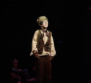 Gavroche from Les Misérables opening