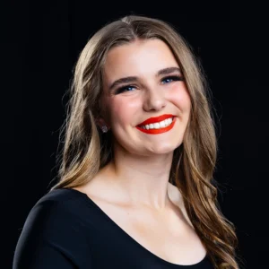 portrait of Emi Madsen
